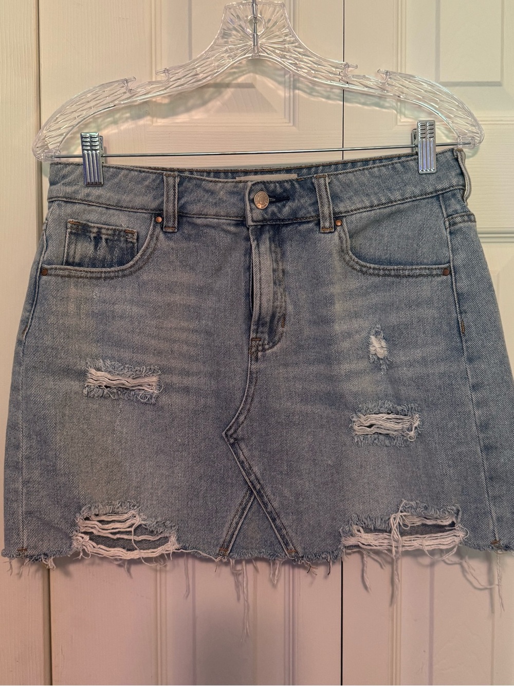 Pacsun, lightly distressed Light Denim Skirt - EUC, Size 28